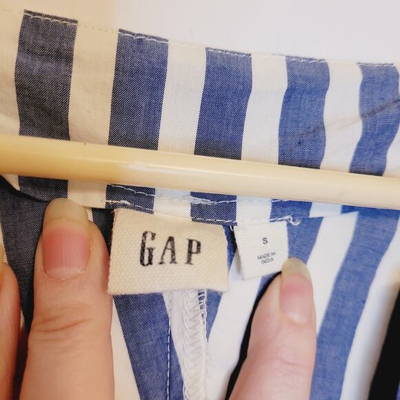 Gap blue and white chevron stripe vneck puff sleeve top Size S Fisherman Coastal - Picture 2 of 8